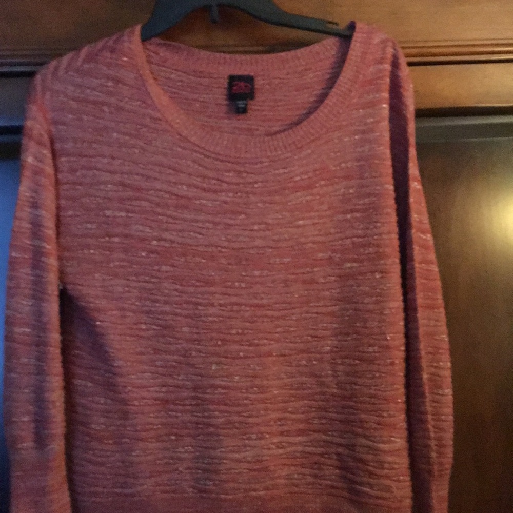 2b bebe sweater